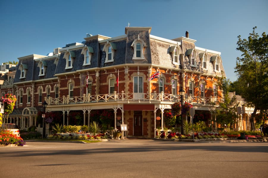 Niagara-on-the-Lake renovations by Byout Renovations